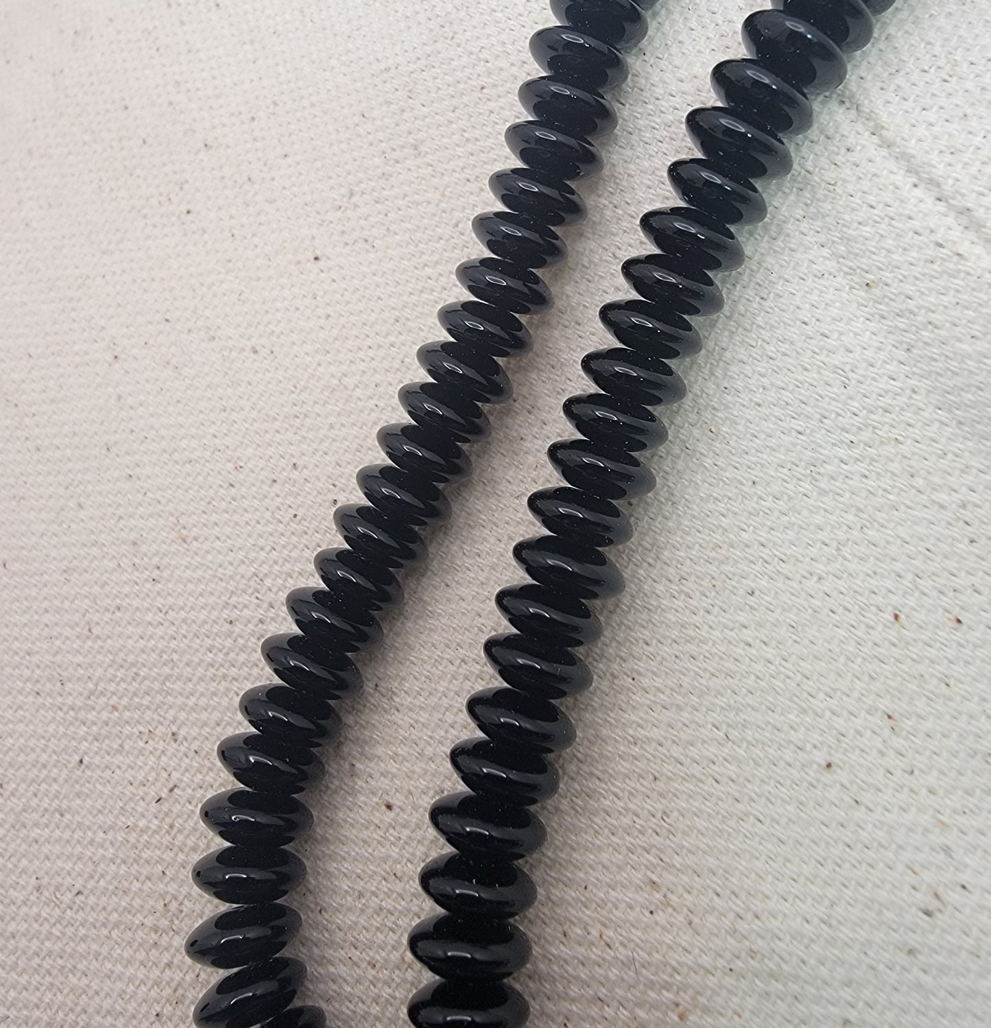 Black Onyx Smooth Rondelle Gemstone Bead Strand – 8mm – 16"
