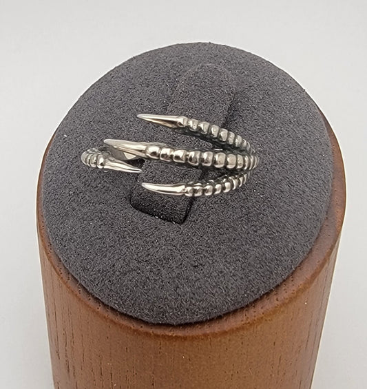 925 Sterling Silver Dragon Claw Ring Size 7
